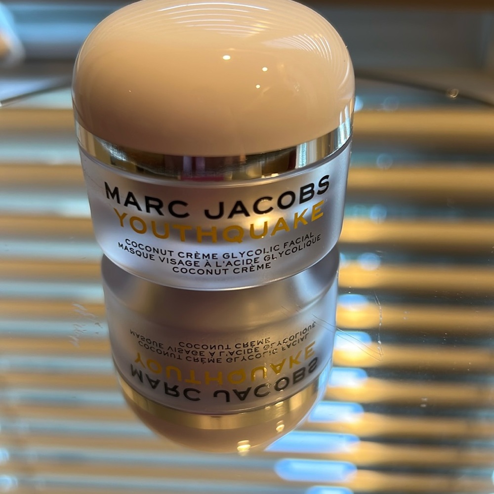 New!! Mark Jacobs youthquake, coconut cream glycolic cleanser mask
